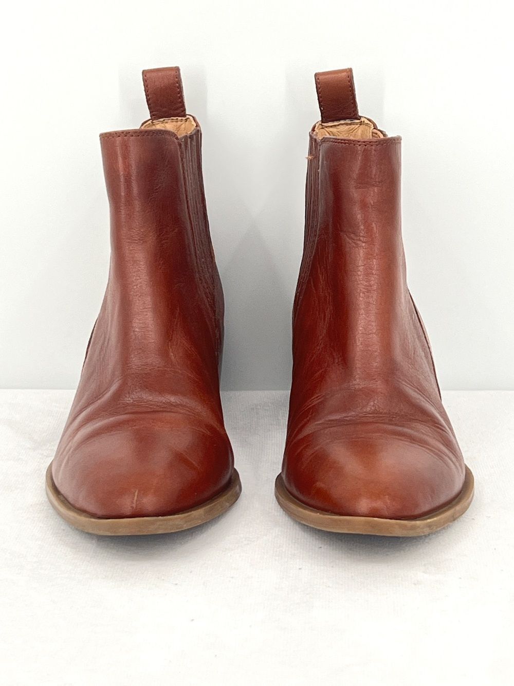 Crown Vintage Tolana2 Brown Leather Block Heel Chelsea Ankle Boots Booties 7.5 - Picture 2 of 9